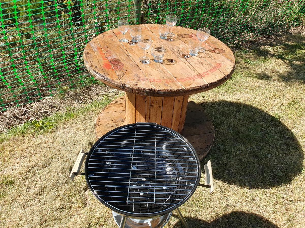 Camping Du Puy Rond Bressuire Bagian luar foto