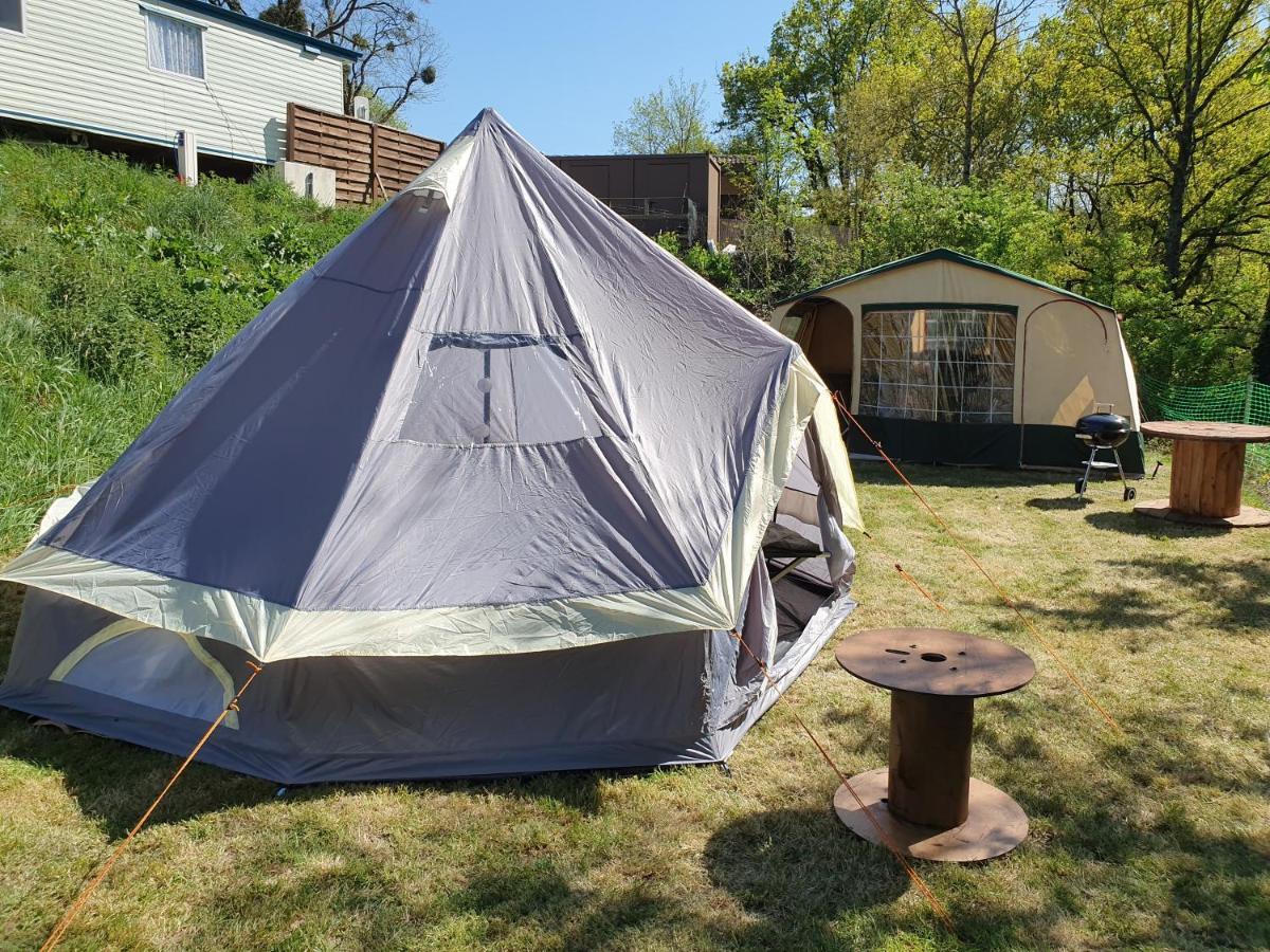 Camping Du Puy Rond Bressuire Bagian luar foto