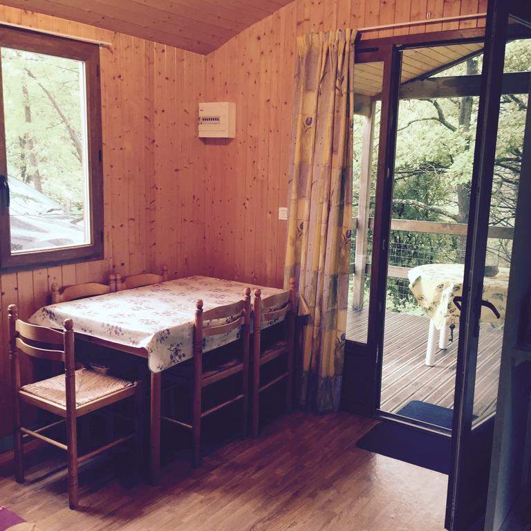Camping Du Puy Rond Bressuire Ruang foto