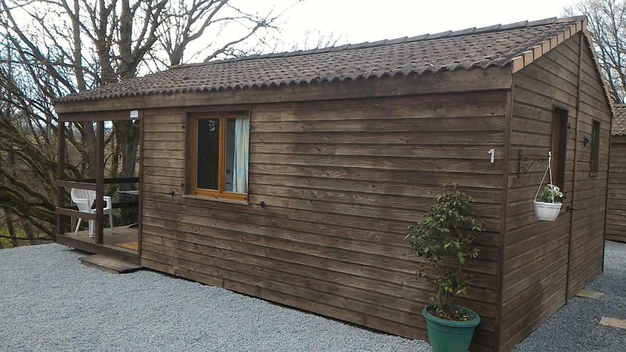 Camping Du Puy Rond Bressuire Bagian luar foto
