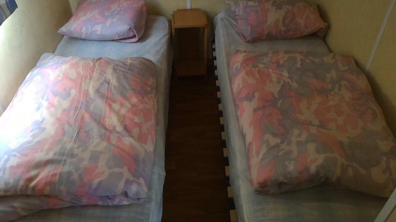 Camping Du Puy Rond Bressuire Bagian luar foto