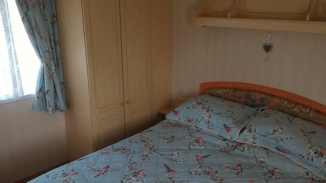 Camping Du Puy Rond Bressuire Bagian luar foto