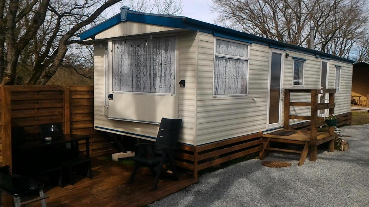 Camping Du Puy Rond Bressuire Bagian luar foto
